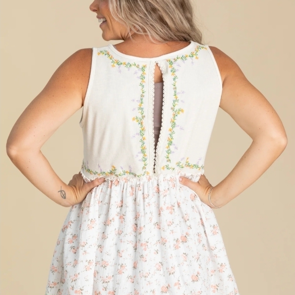 New POL Boho Floral Embroidered Sleeveless Dress/Tunic - Picture 3 of 9